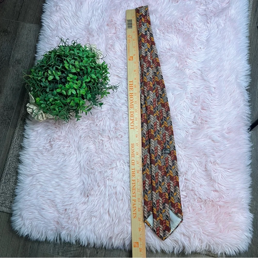 Sears The Men’s Store Vintage 70s Red Yellow Polyester‎ Double Knit Colorful Tie
